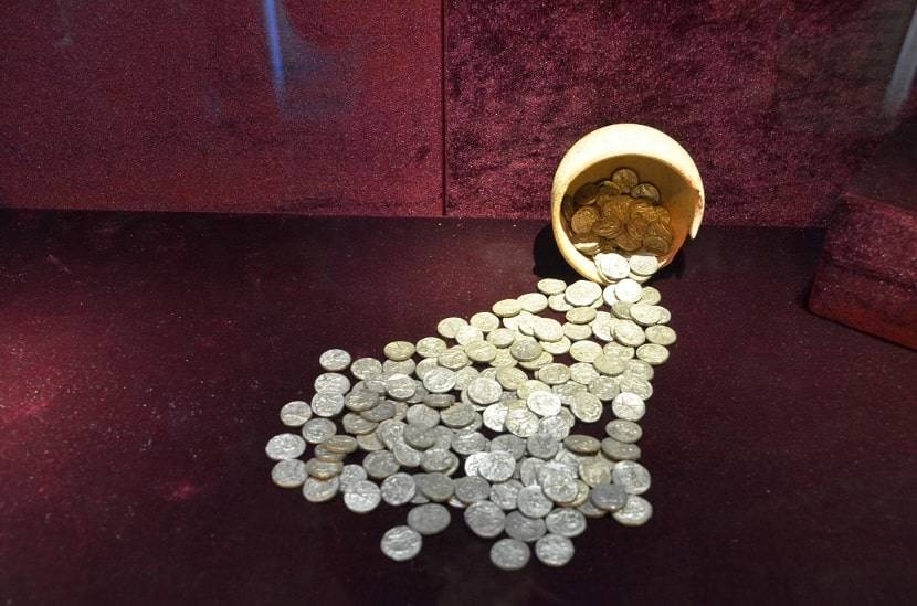 Hall of Coins