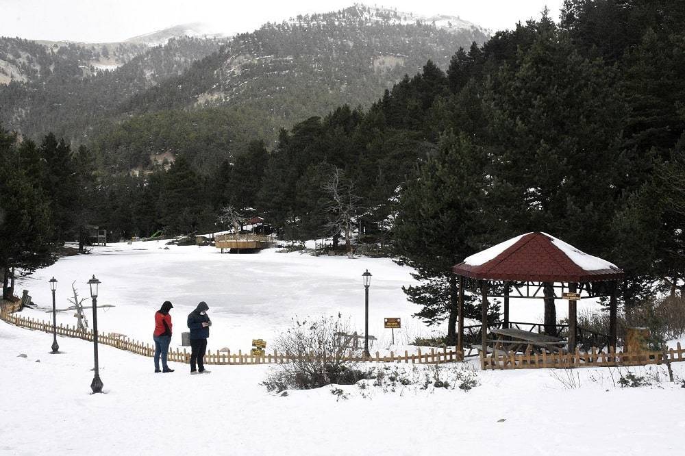 Limni Lake Natural Park puts on white dress (2)