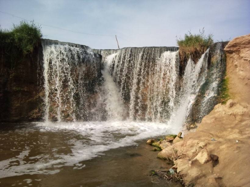 Reyyan Valley Waterfall (2)