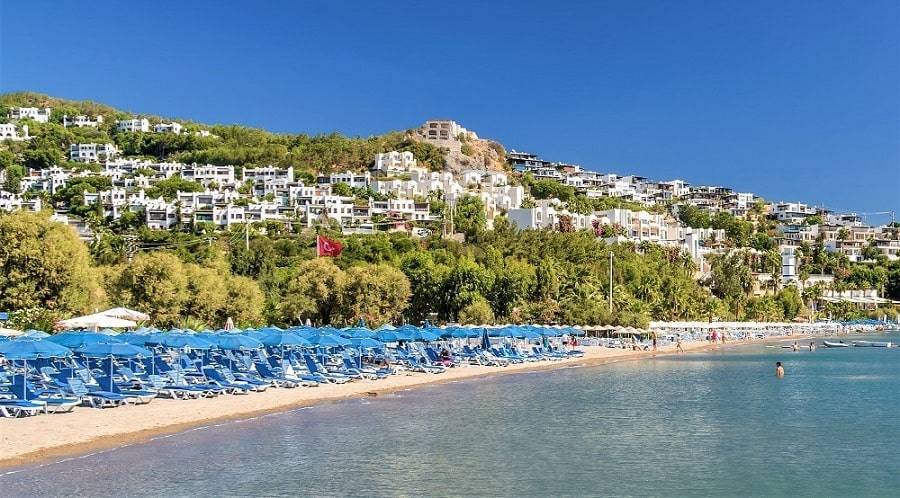 Aegean Coastal Plain Enjoys a Mild Climate
