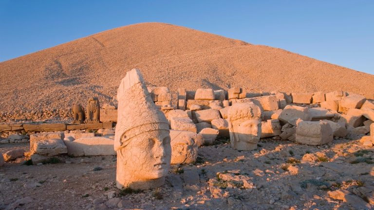 4 Day Private Turkey tour -Capppdaocia & Mt Nemrut and more