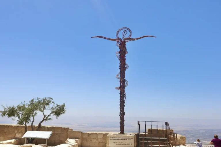7 Day Jordan Biblical Tour: Baptism Site, Nebo & Petra