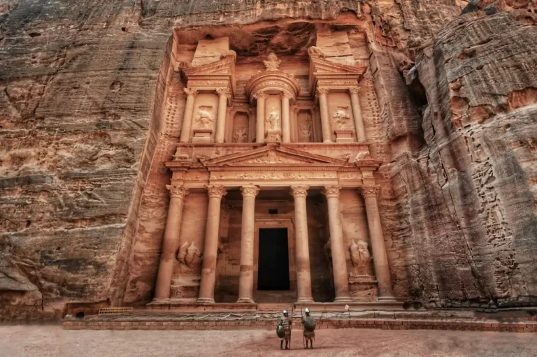 4 Day Petra Tour from Amman with Madaba & Dead Sea
