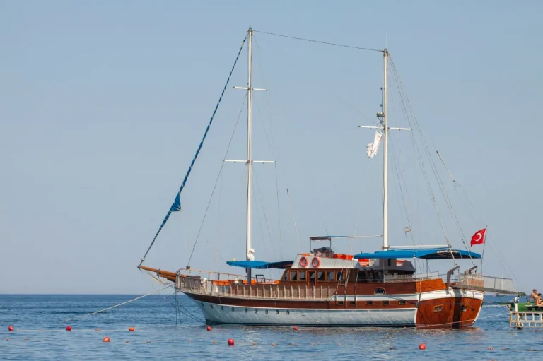Tarkan 5 Gulet Charter – 36 m Luxury Gulet with Jacuzzi