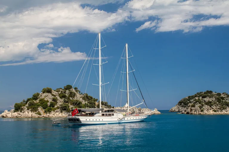 Istanbul to Antalya Tour with 4-Day Gulet Cruise – 9 Days
