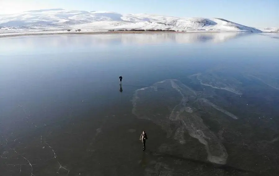 Deli Lake under the influence of cold weather