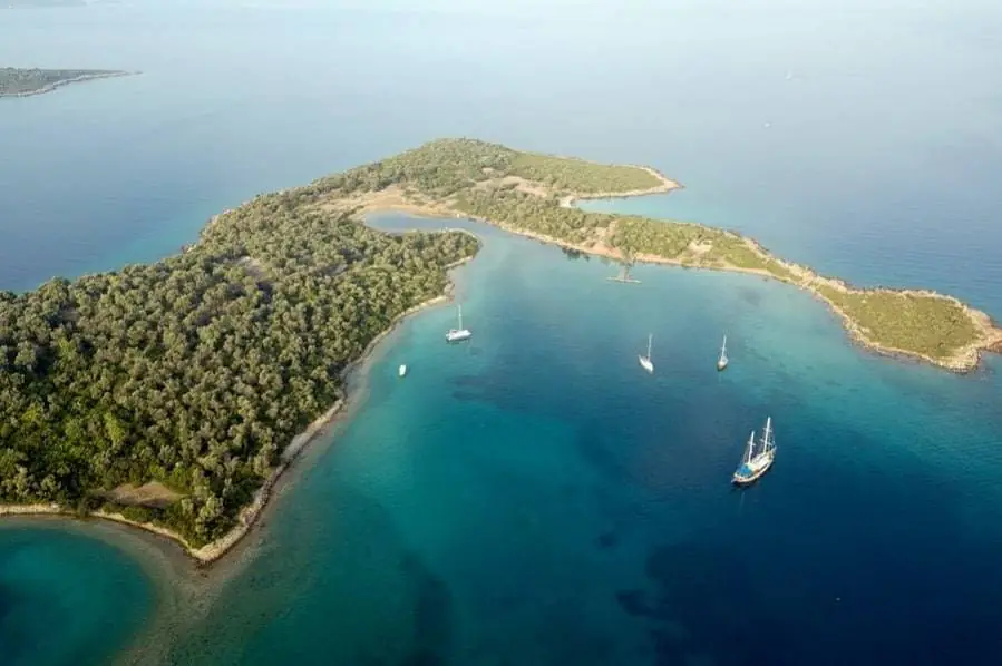 Cleopatra Island