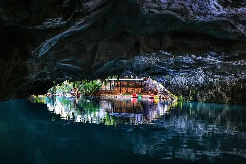 Altınbesik Cave flooded with local and foreign visitors