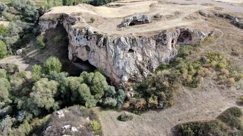 The Caves and Waterfall of Yıldız Town, Sivas