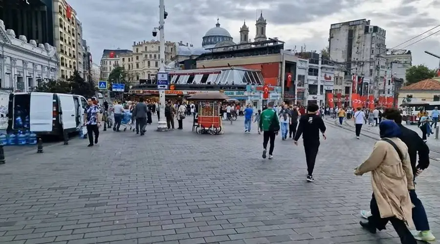 Best Time to Visit Istiklal Avenue