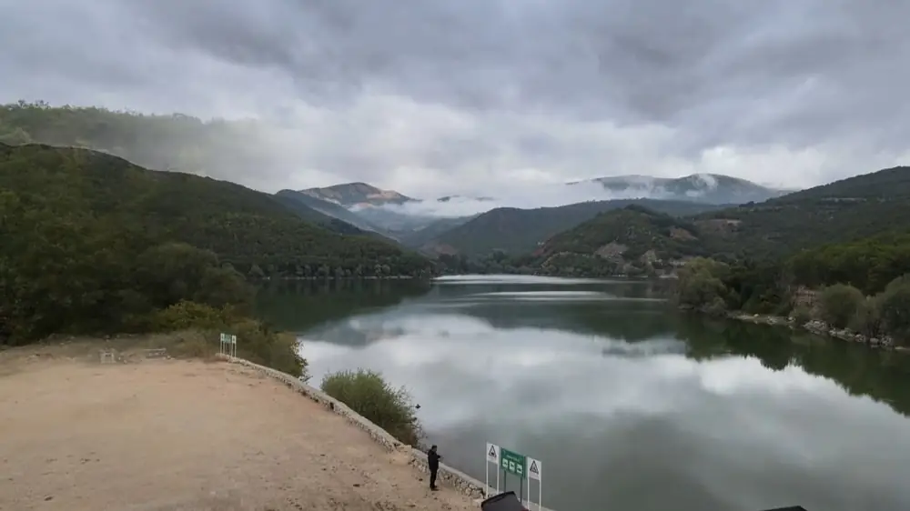 how to get to Lake Zinav' (2)
