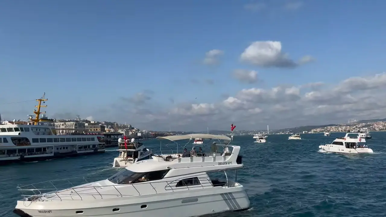 Istanbul Bosphorus Sunset Cruise Tour