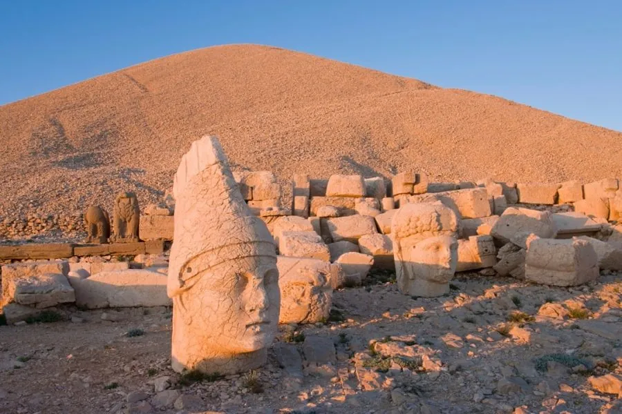 Mount Nemrut (Nemrut Dağı) Adıyaman