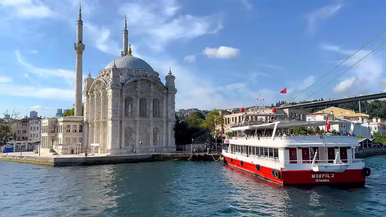 Bosphorus Boat Cruise Tour