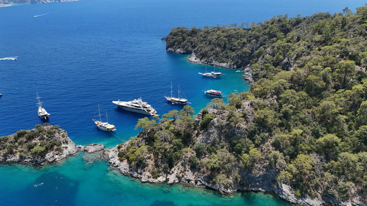 Best secluded bays for sleeping on a Blue Cruise in Turkey – cool and mosquito-free spots