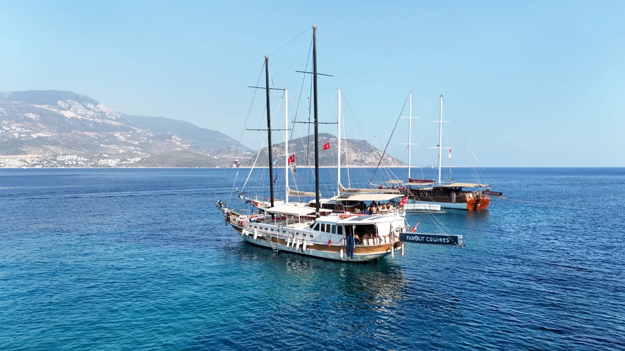 Blue Cruise private or cabin charter in Turkey – traditional gulet sailing along the turquoise coast