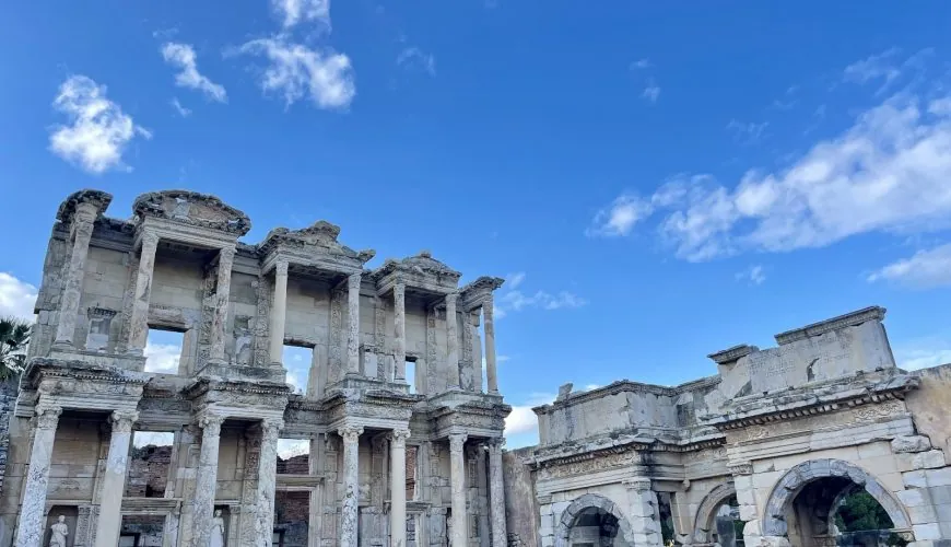 How to Visit Ephesus Ruins in Turkey