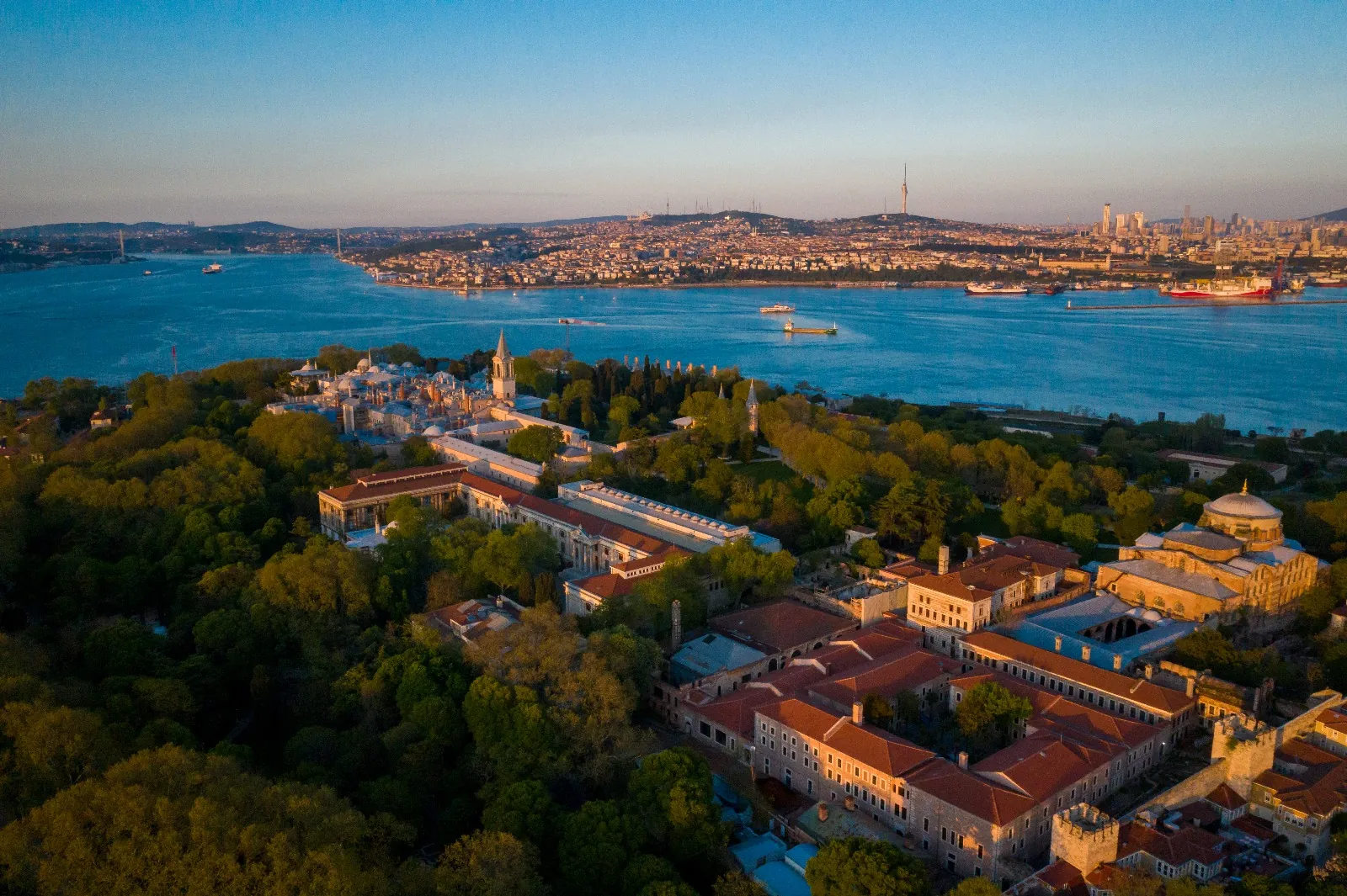 Discover Topkapi Palace Istanbul: Ultimate Ottoman Empire Guide