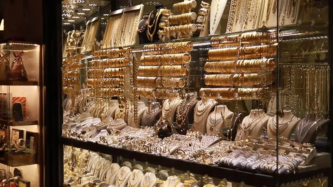 best time to visit grand bazaar istanbul (2)-min