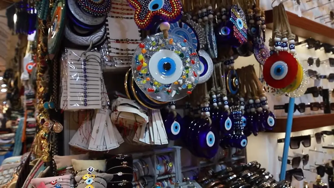 best time to visit grand bazaar istanbul (3)-min