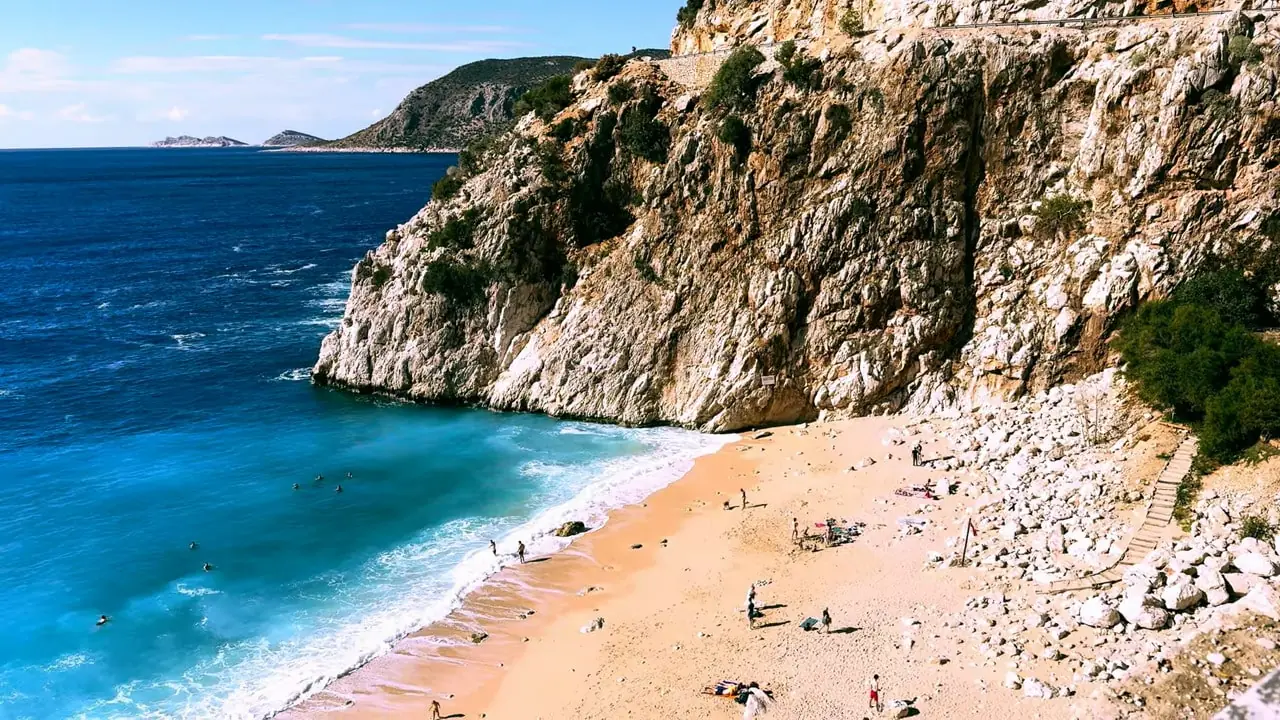 how to get to kaputas beach