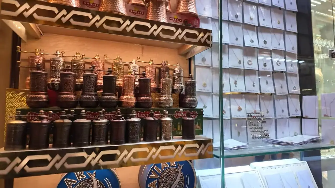 best time to visit the Egyptian Bazaar