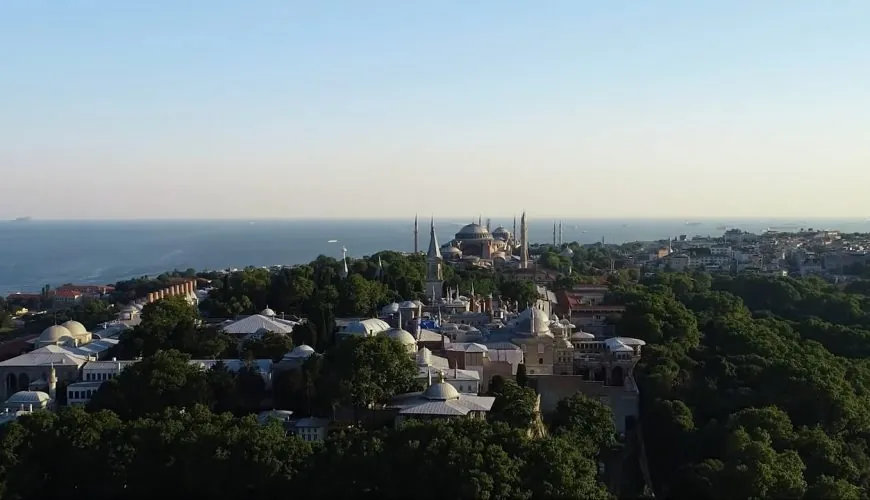 how to get to Topkapi Palace