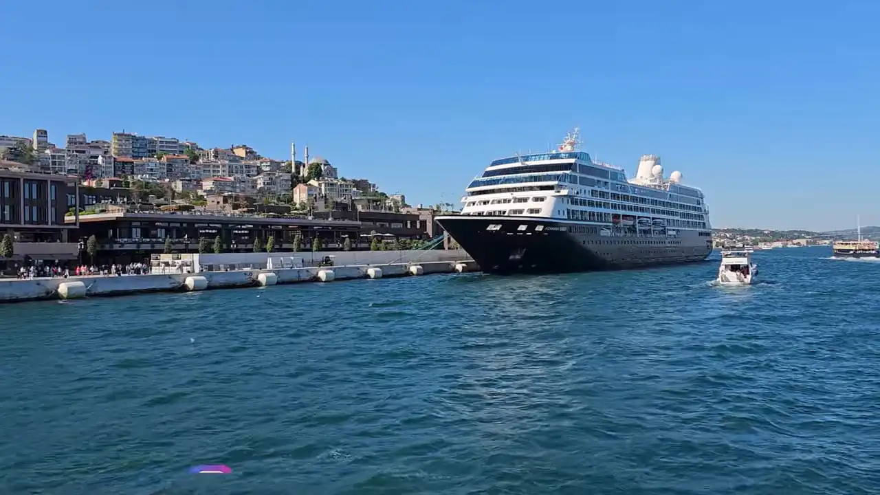 bosphorus cruise istanbul turkey